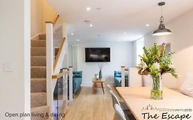 The Escape; The Ideal Getaway On Brighton Seafront